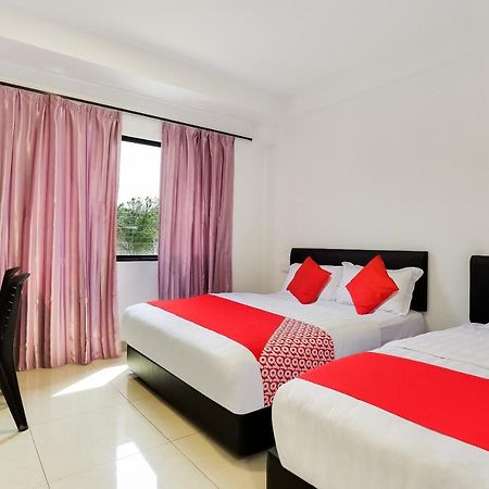 Super Oyo 89495 Rich Hotel 조호르 바루 외부 사진